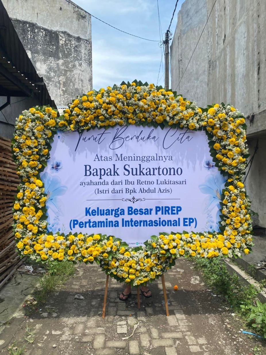 Karangan Bunga Duka Cita